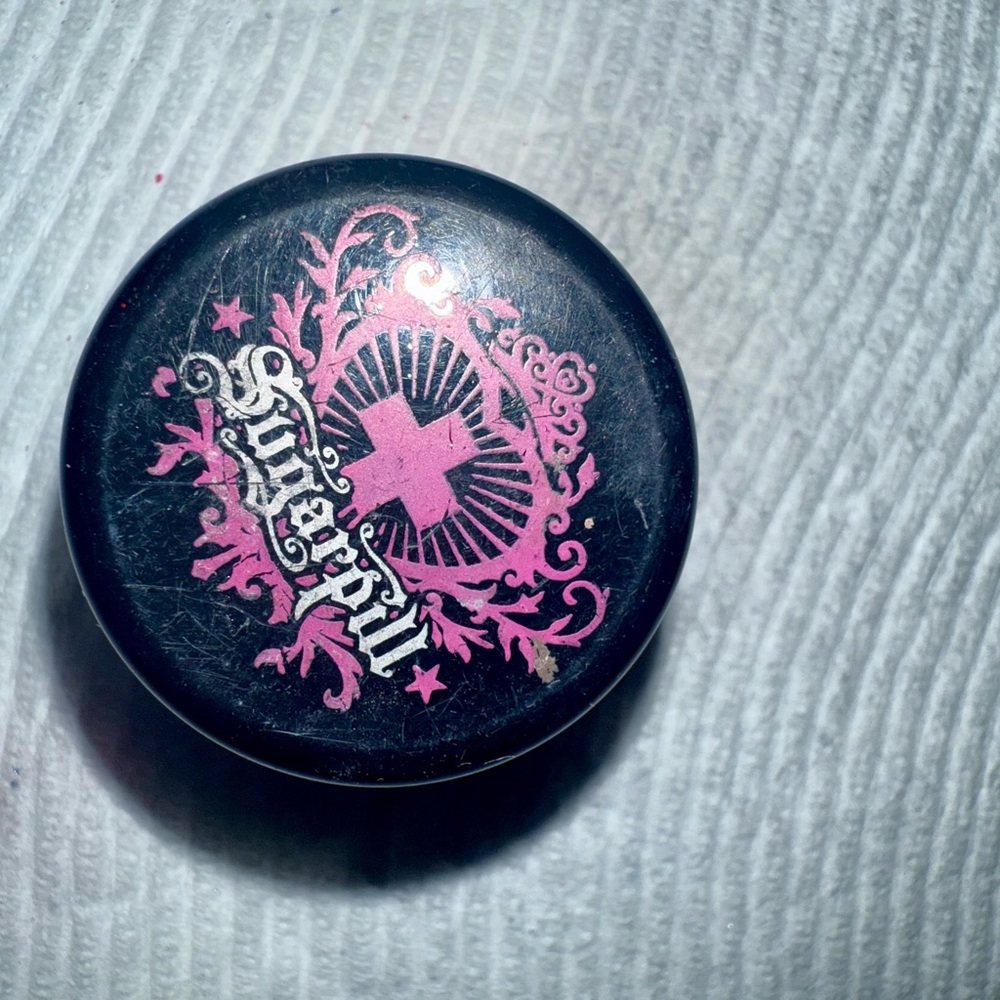 Sugarpill loose eyeshadow pigment in Stella!!!
